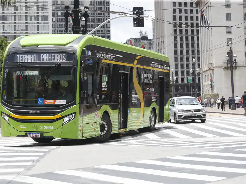 Instituto Ar - Ônibus Elétrico - São Paulo