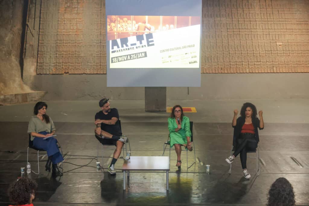 Instituto Ar - Imagens_Notícias_Festival AR-TE é lançado no CCSP com visita guiada, estreia de minidocumentário e debate sobre arte, ciência e futuro do ar que respiramos_2